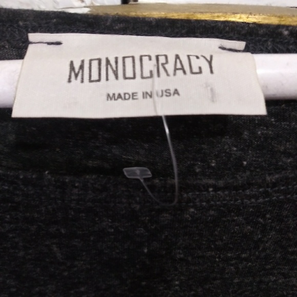 Monocracy women's top - Picture 4 of 4